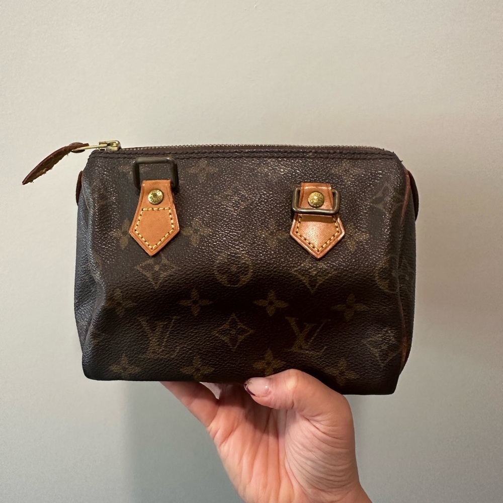Authentic Louis Vuitton Vintage Speedy 18